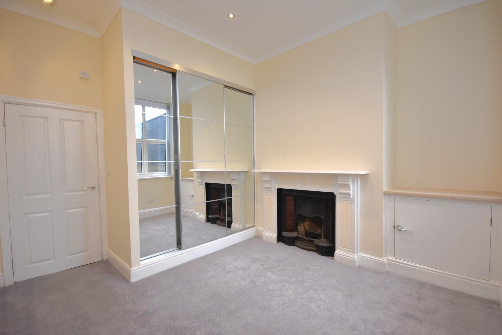 Ground Floor Flat Front ,13 Victoria Road, Penarth, CF64 3EG